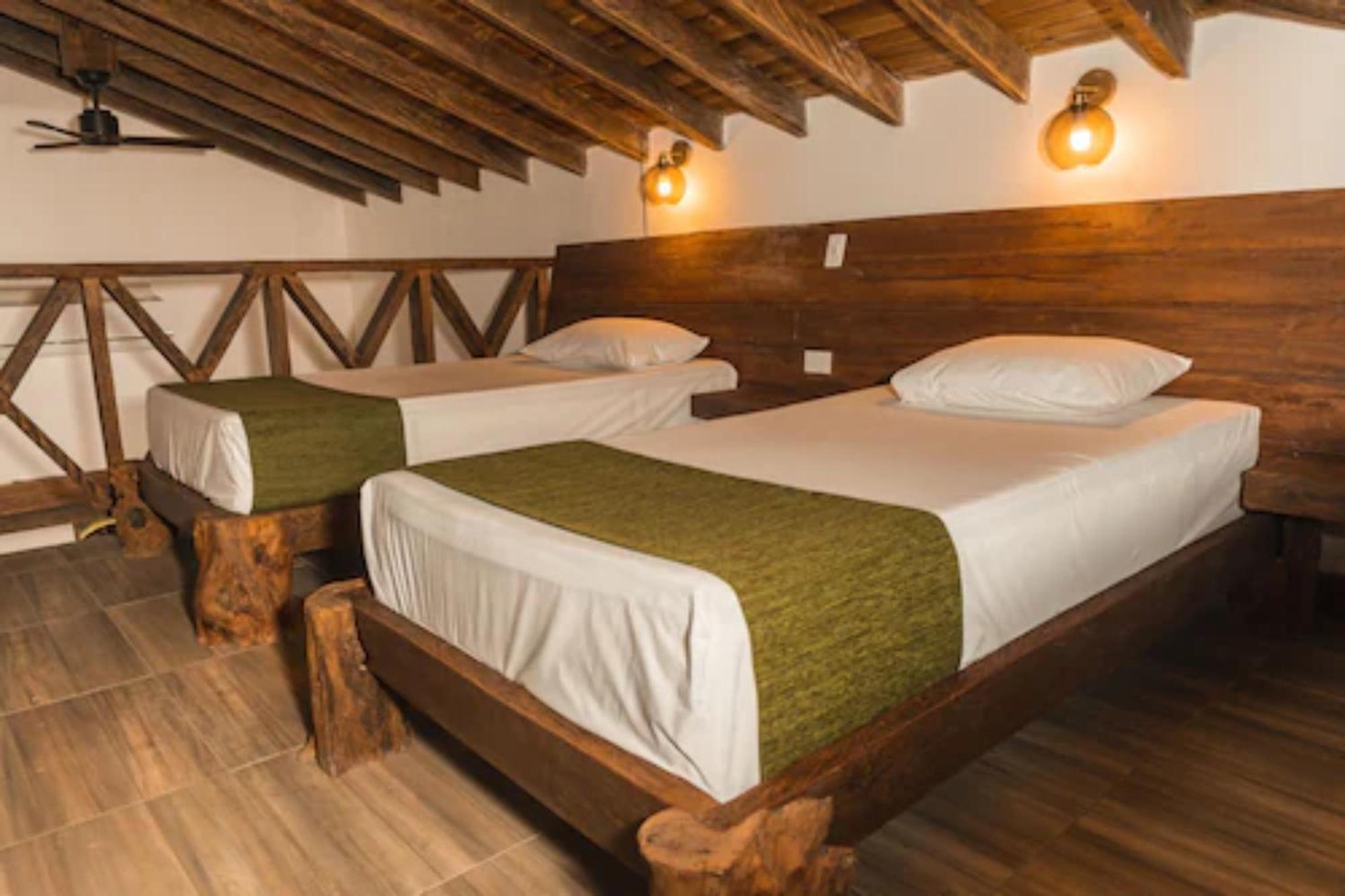 Hotel El Cielo En La Tierra Alcalá エクステリア 写真