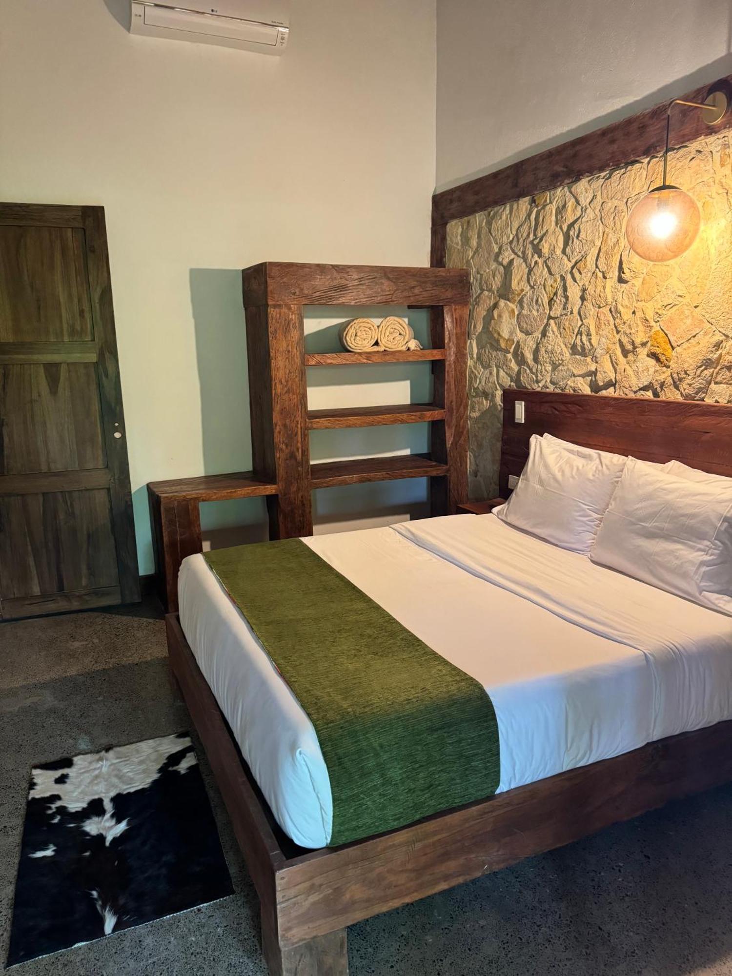 Hotel El Cielo En La Tierra Alcalá エクステリア 写真