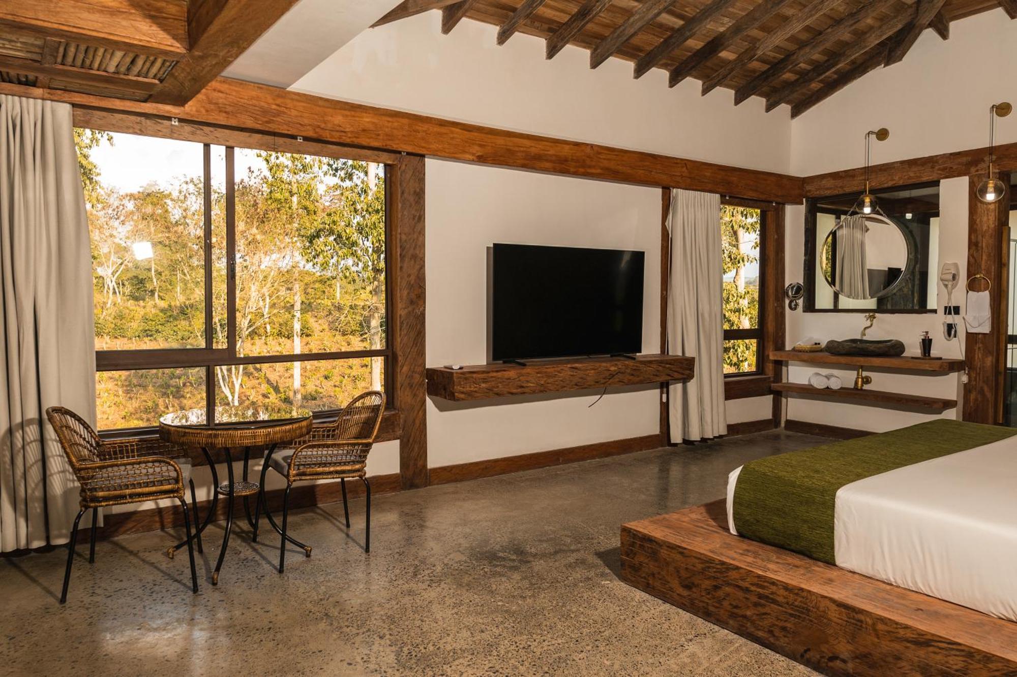 Hotel El Cielo En La Tierra Alcalá エクステリア 写真